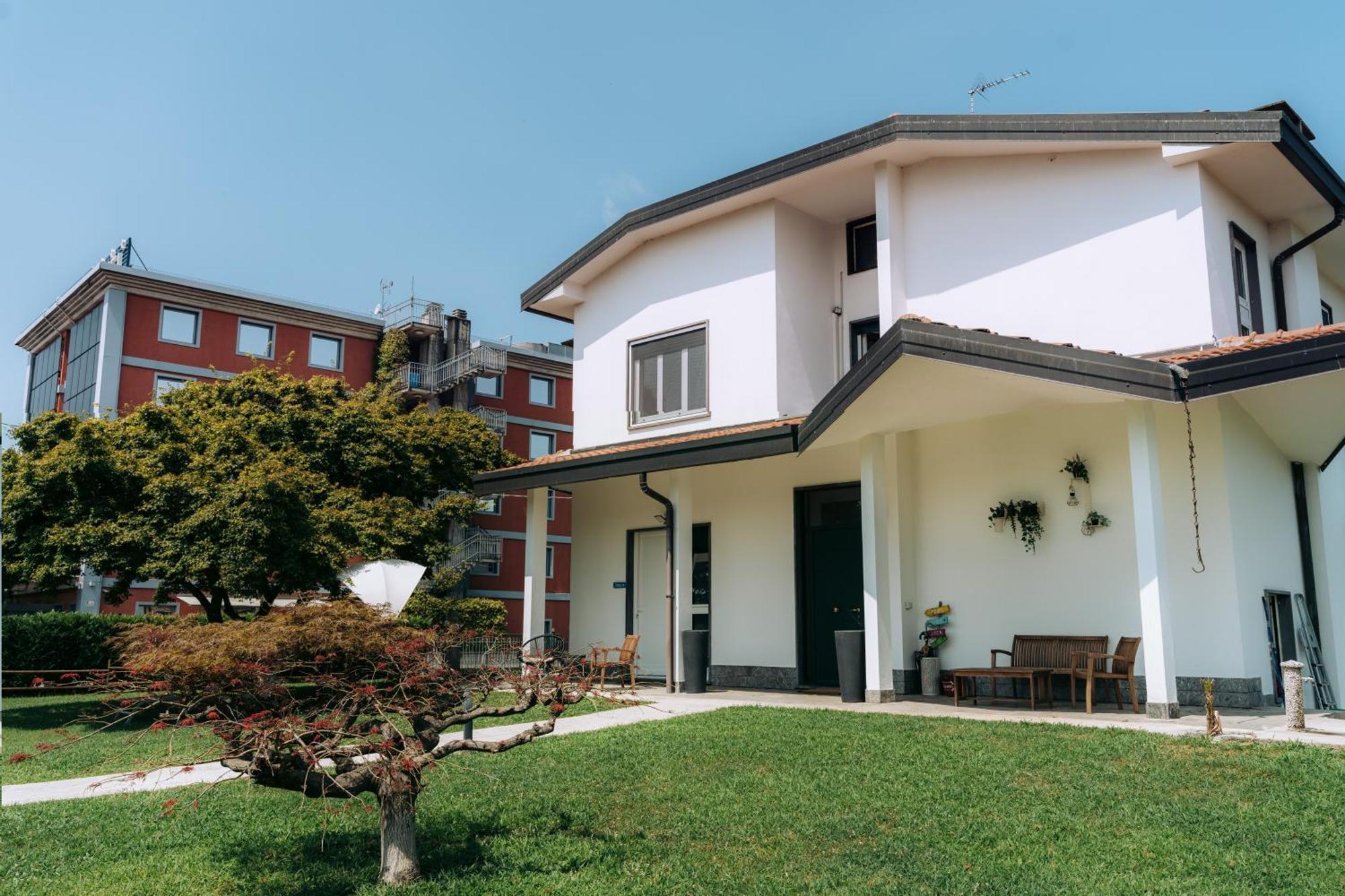 Sleep & Fly Malpensa Bed & Breakfast Case Nuove  Exterior photo